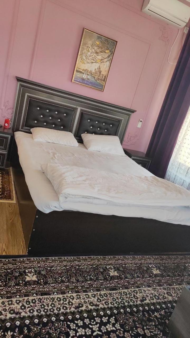 Tomaris Hotel Nukus Exterior foto