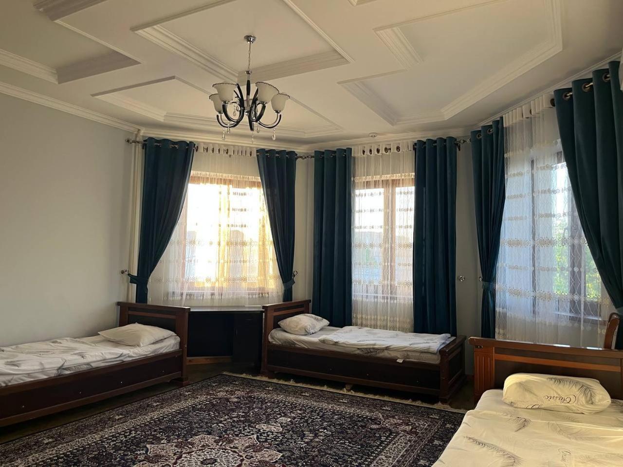 Tomaris Hotel Nukus Exterior foto