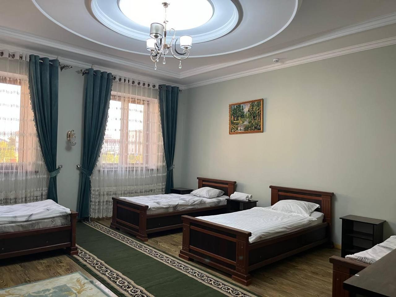 Tomaris Hotel Nukus Exterior foto