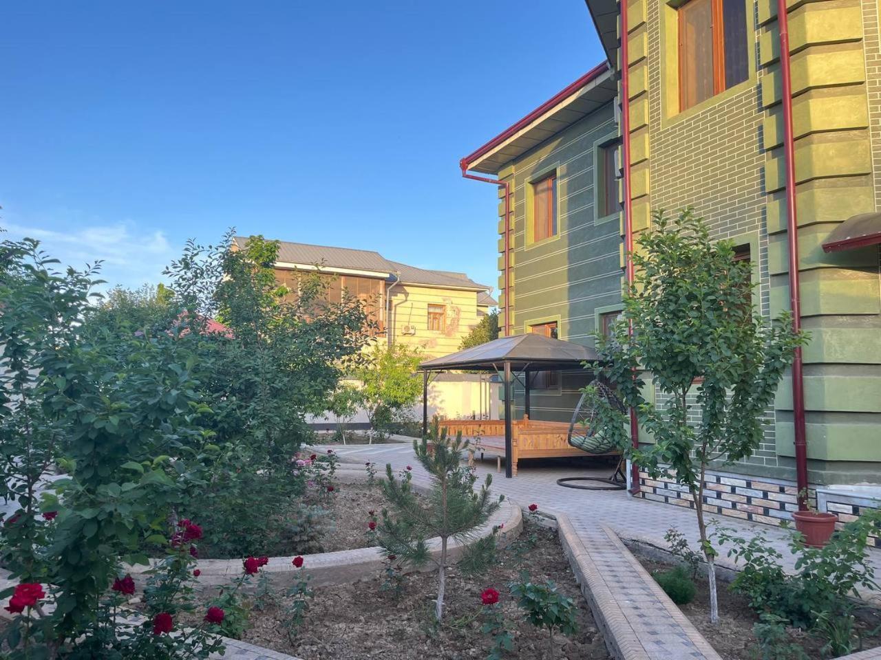 Tomaris Hotel Nukus Exterior foto